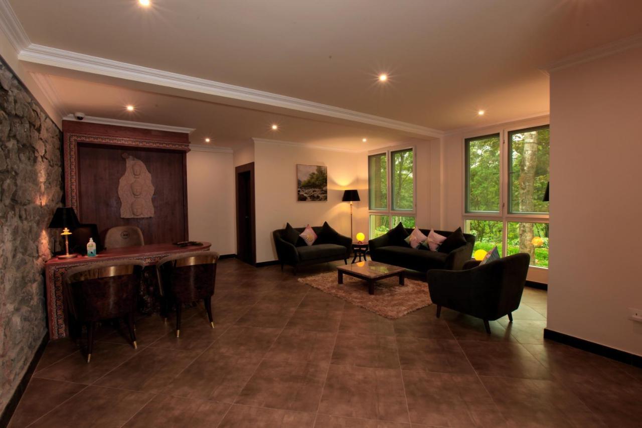 Jambur Montrose Golf Resort And Spa - Coorg מראה חיצוני תמונה
